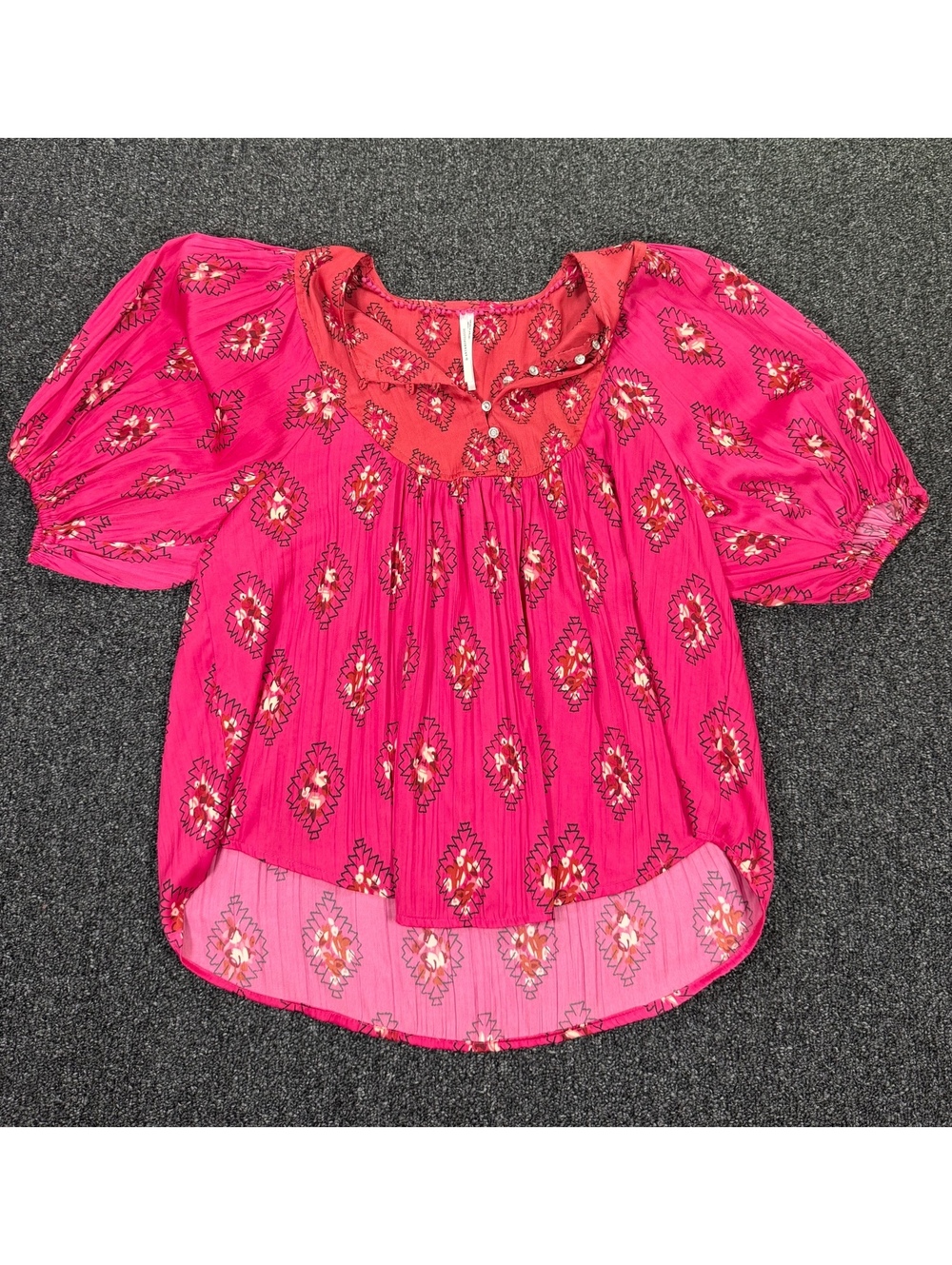 NEW Anthropologie Pink and Red Puff Sleeve Blouse XS